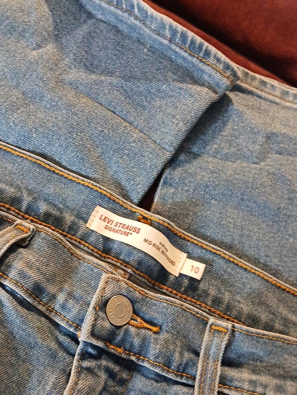 Levi Strauss Signature Light Blue Denim Jeans - Size 10
